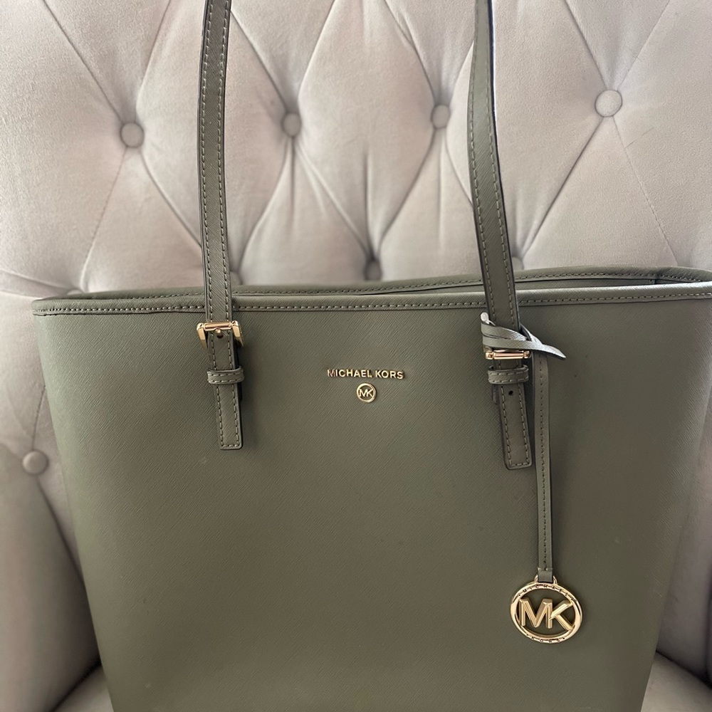 Michael Kors Tote